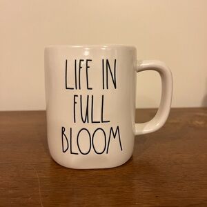Rae Dunn mug